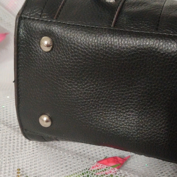 Handbag - Picture 3 of 6